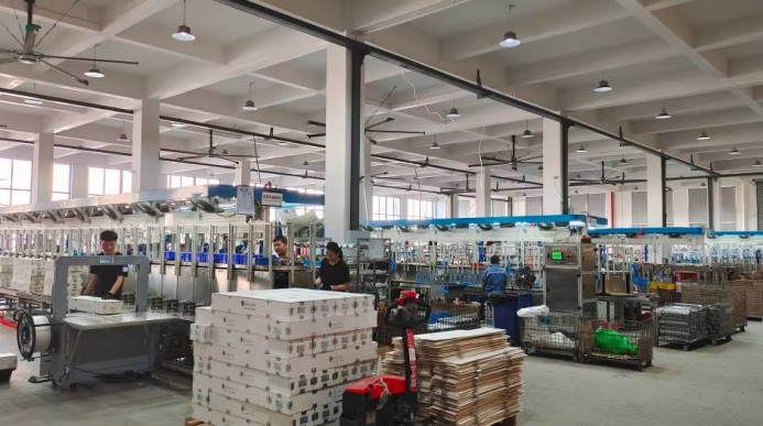 Aulins factory] (3)